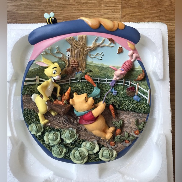 Disney Winnie the Pooh “Pooh’s Hunnypot Adventures” 3d Plate Set - Bradford Ex. - Picture 6 of 14